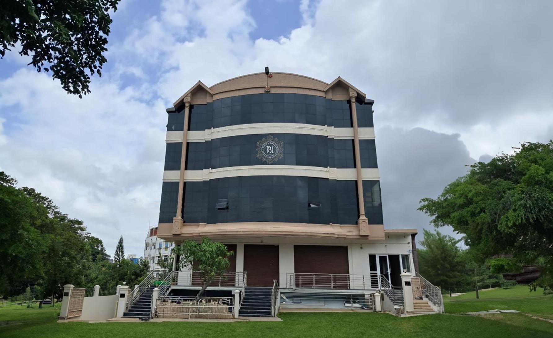 Bimba Hotels Mysore Esterno foto